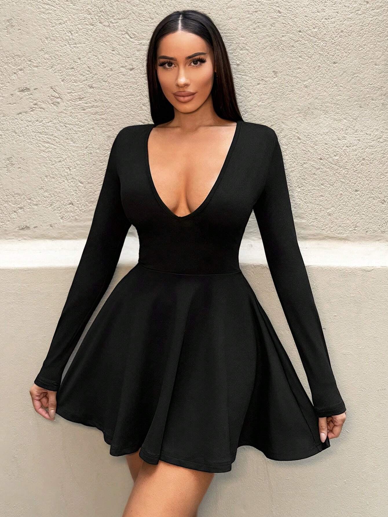 Foxxy Solid Color Sexy Elegant V-Neck Long Sleeve Pleated Hem Short Dress for Women, Party Women Dresses, Black Long Sleeve Dress, Homecoming Dresses, Flared Black Dresses for New Year Clothes